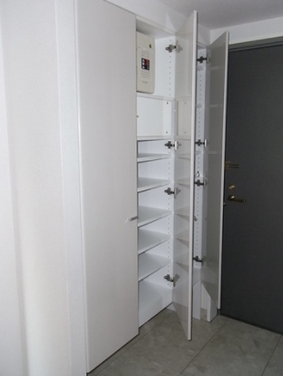 玄関　☆広々とした玄関☆