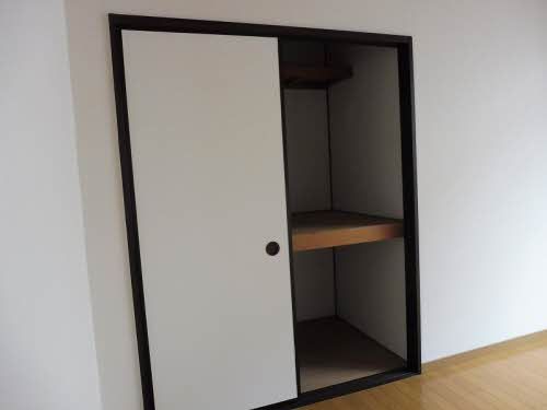 収納　洋室収納