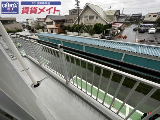 バルコニー　同物件別室参照