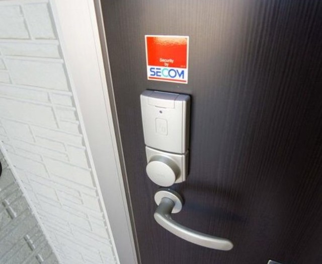 玄関　他部屋参考。