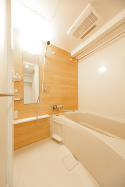 バス・シャワールーム　※写真は同タイプ住戸です。