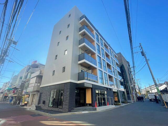 建物外観　オートロック完備