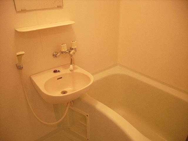 バス・シャワールーム　別号室