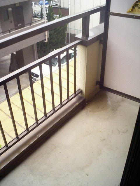 バルコニー　＊他のお部屋の同タイプの写真を掲載しています。