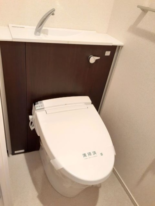 トイレ　図面と現状に相違がある場合には現状を優先