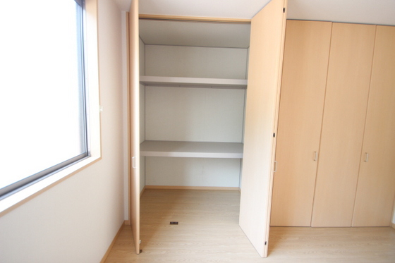 収納　※別部屋の写真です