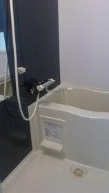 バス・シャワールーム　日々の疲れを癒すお風呂付です