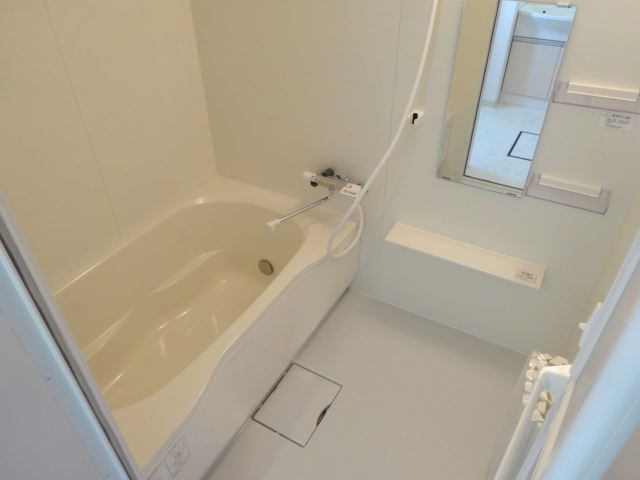 バス・シャワールーム　浴室