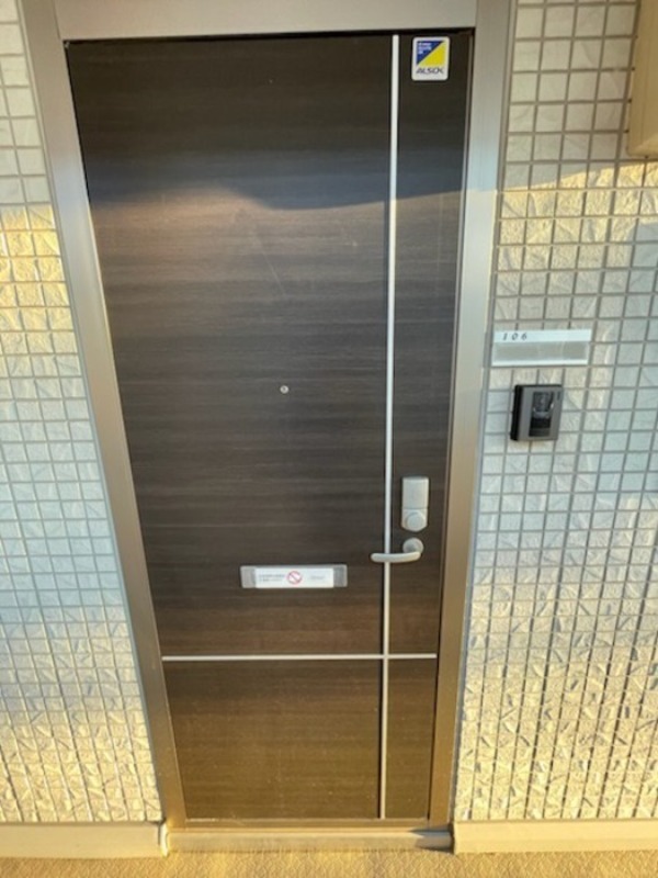 玄関　図面と現状に相違がある場合には現状を優先