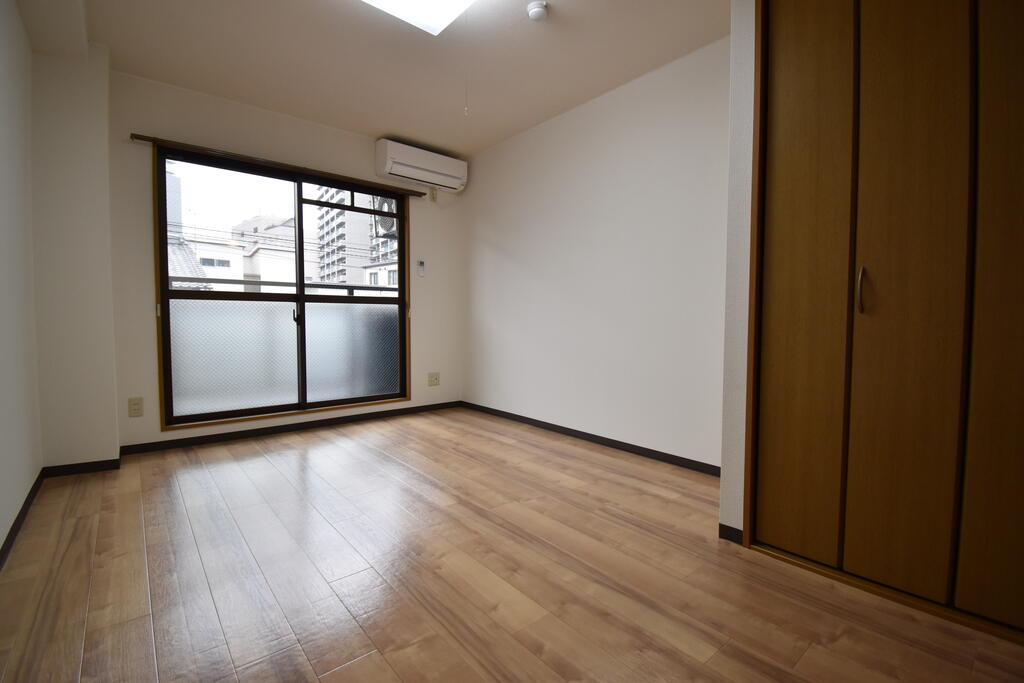 居室・リビング　7.3帖の洋室♪