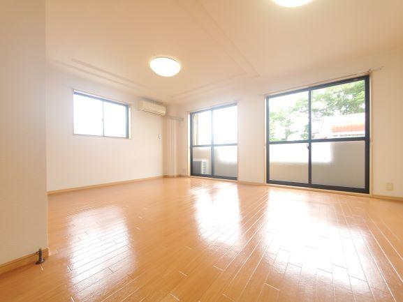 居室・リビング　リビング