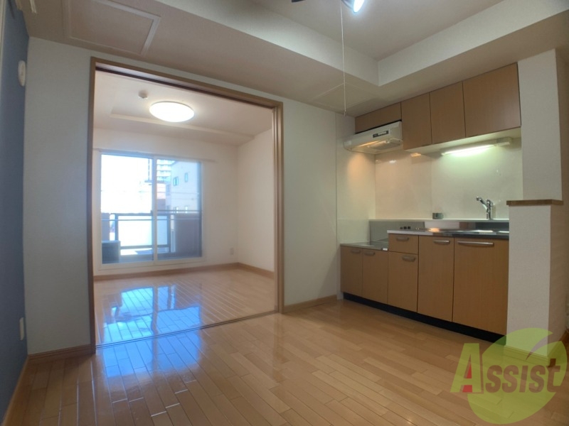 居室・リビング　広くてキレイなお部屋が広がっていて、充実した生活が送れそう。