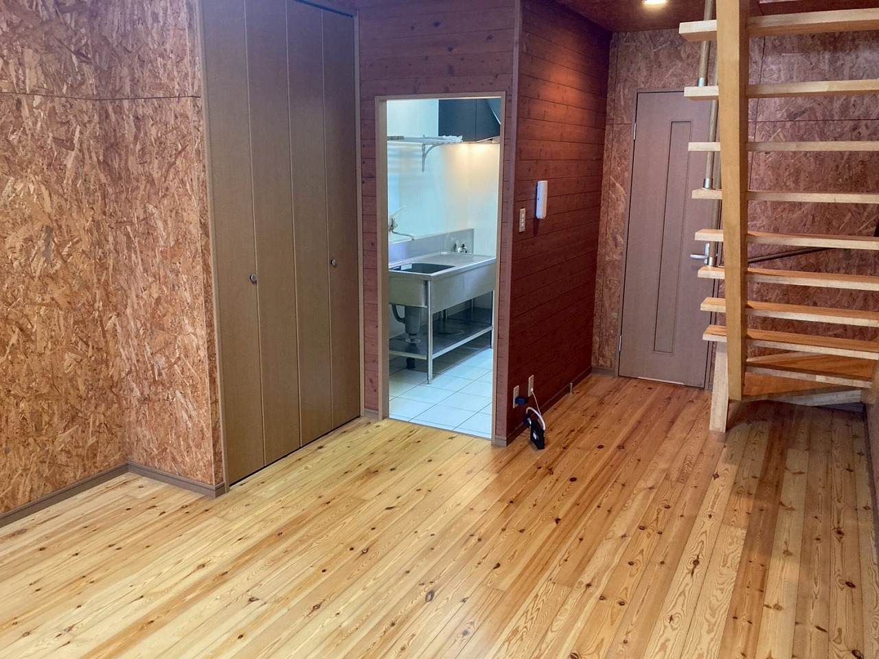 キッチン　写真は別室の物になります。