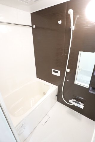 バス・シャワールーム　※別部屋のイメージ写真です。実際のお部屋とは異なります。