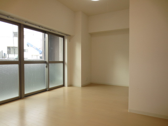 居室・リビング　使いやすい居間です