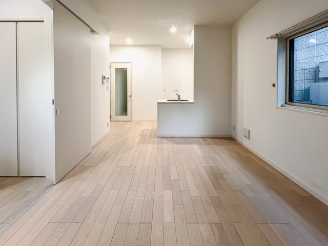 居室・リビング　ゆったり過ごせる居間です