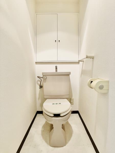 トイレ　シンプルで使いやすいトイレです