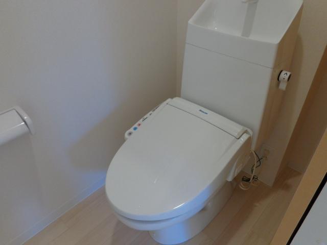 トイレ　シャワー付トイレ