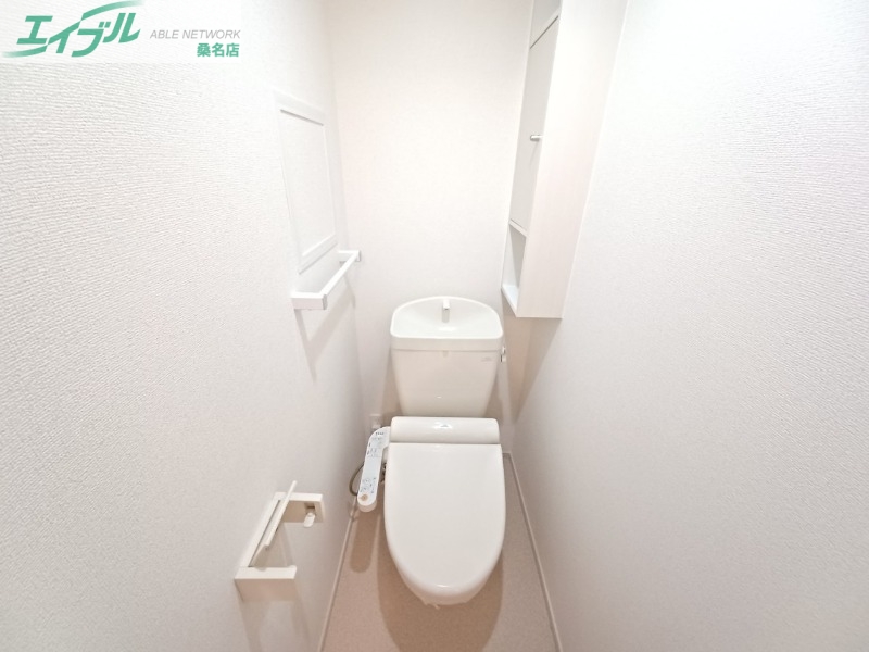 トイレ　反転タイプ参考写真