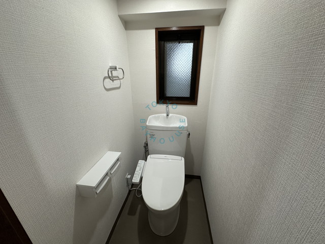 トイレ　※別部屋参考写真