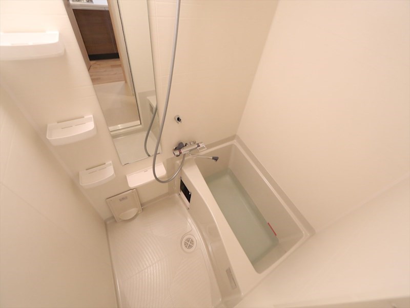 バス・シャワールーム　バスルーム　浴室暖房乾燥機付き