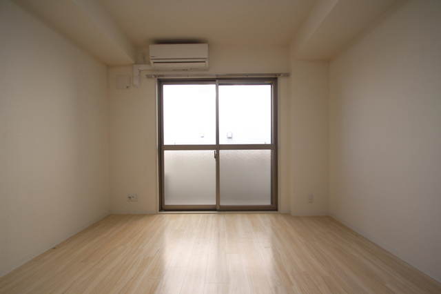 居室・リビング　※中部屋のお写真を参考にしております