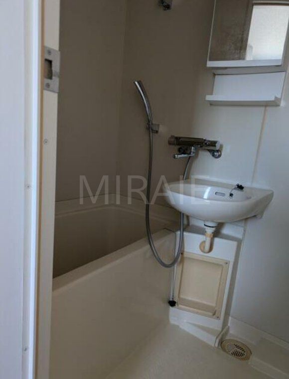 バス・シャワールーム　バス