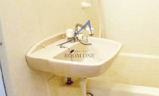 洗面設備　洗面台です。