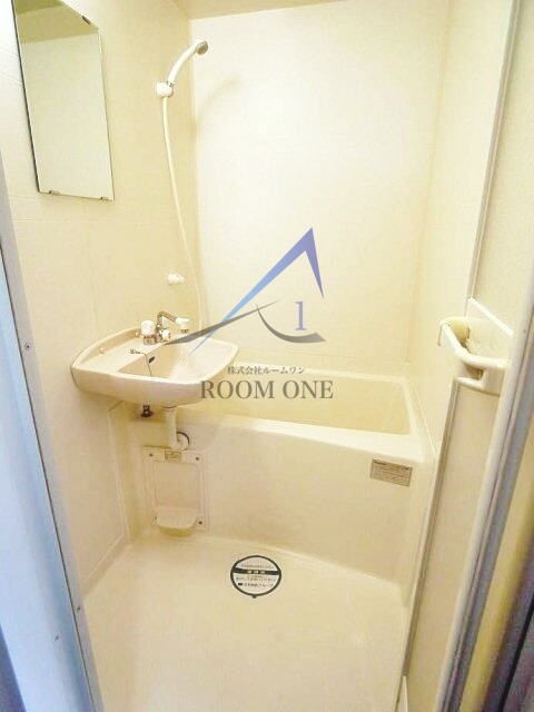 バス・シャワールーム　お風呂です。