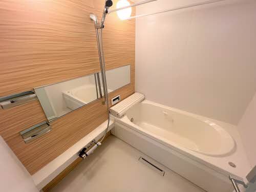 建物外観　駐車場