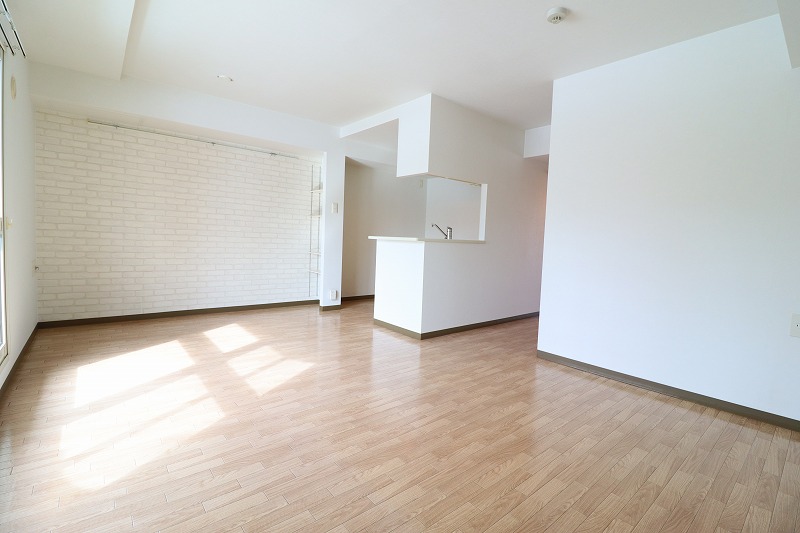 居室・リビング　広々としたリビングです♪