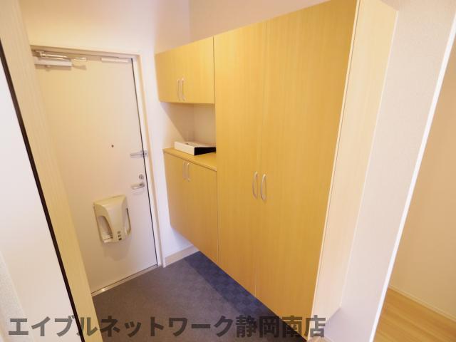 玄関　毎日通る玄関はこちらです