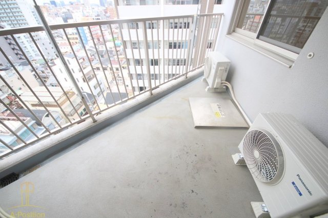 バルコニー　ラ・ヴィータ日本橋