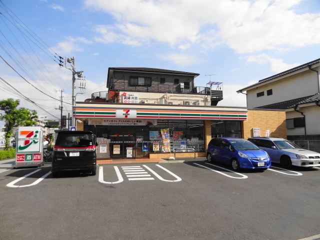 コンビニ　セブンイレブン市川南行徳3丁目店（コンビニ）まで203m