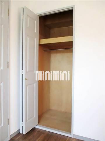 収納　収納豊富なクローゼット