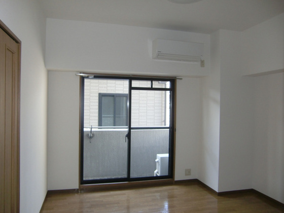 居室・リビング　※別部屋の写真です