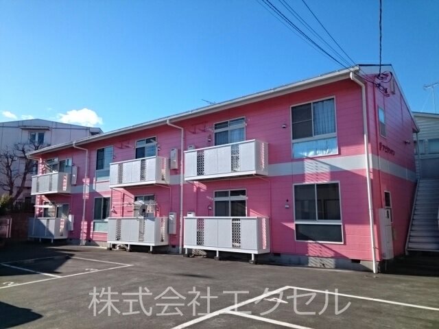 建物外観　駅徒歩圏内で通勤通学に便利です。