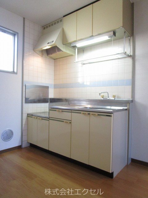 キッチン　お好きなガスコンロを設置できます。