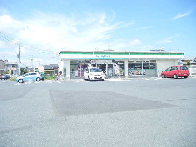 コンビニ　ファミリーマート水戸見和三丁目店（コンビニ）まで254m