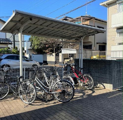 その他共有部分　屋根付き駐輪場