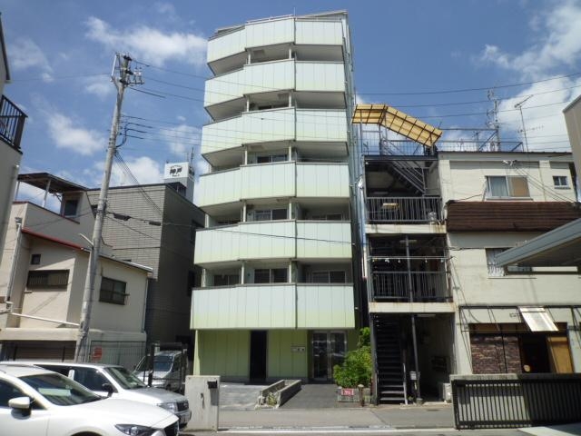 建物外観　パリっとした外観ですね。