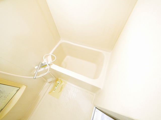 バス・シャワールーム　お風呂で日々の疲れを落としましょう