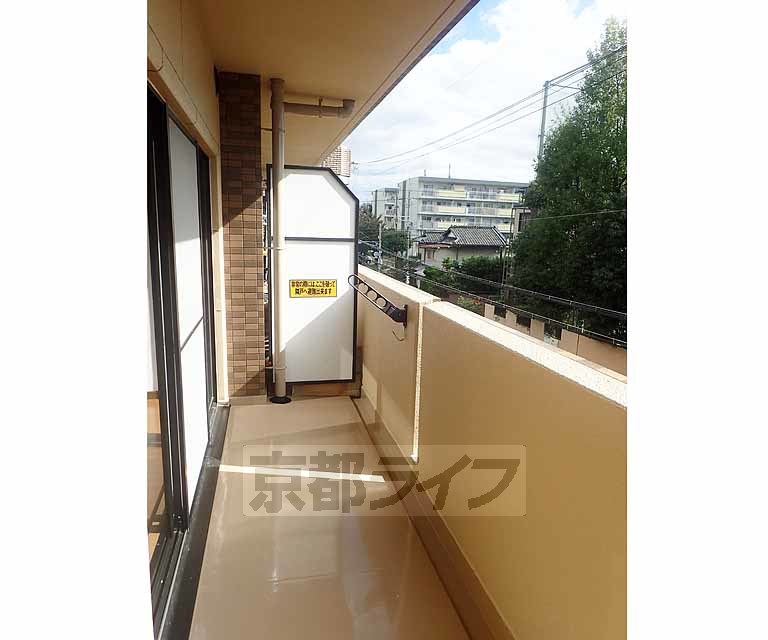 バルコニー　日当たり良好です。