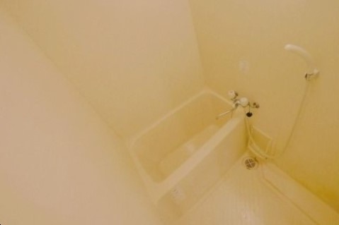 バス・シャワールーム　別部屋参考写真となります