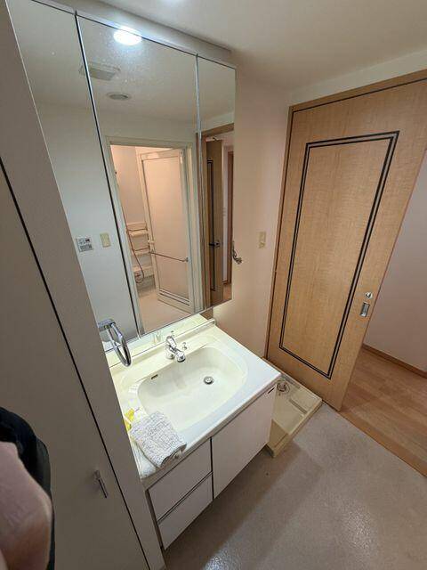 洗面設備　人気の独立洗面所