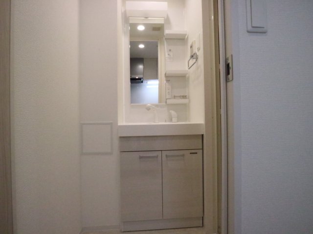 洗面設備　同一タイプです。