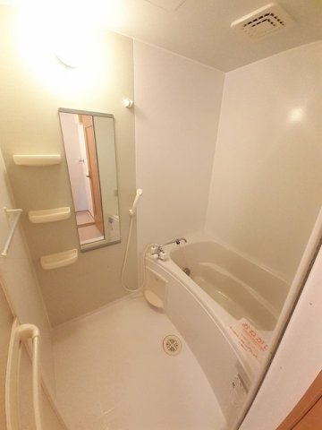 バス・シャワールーム　お風呂です