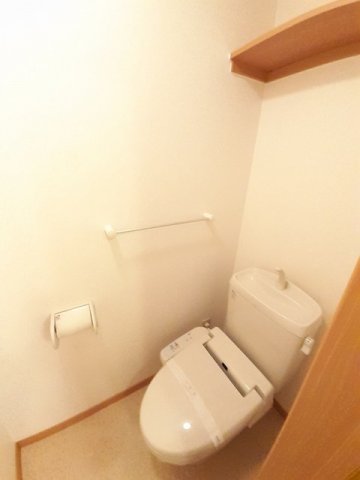 トイレ　清潔感のあるトイレです