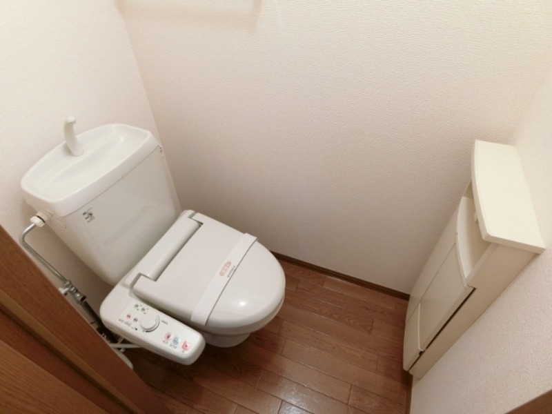 トイレ　図面と現状に相違がある場合には現状を優先