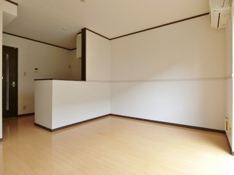 居室・リビング　図面と現状に相違がある場合には現状を優先